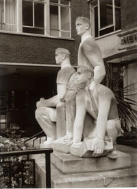 Dudeney's sculpture in its original setting, 
New Street Square, EC4
